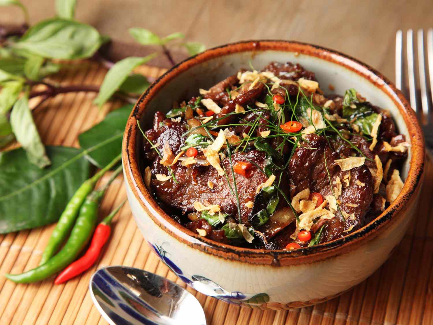 __opt__aboutcom__coeus__resources__content_migration__serious_eats__seriouseats.com__recipes__images__2016__01__20160126-thai-beef-basil-35-kenji-ab1b59dd5a8344d2b21295fd1716a6b1.jpg